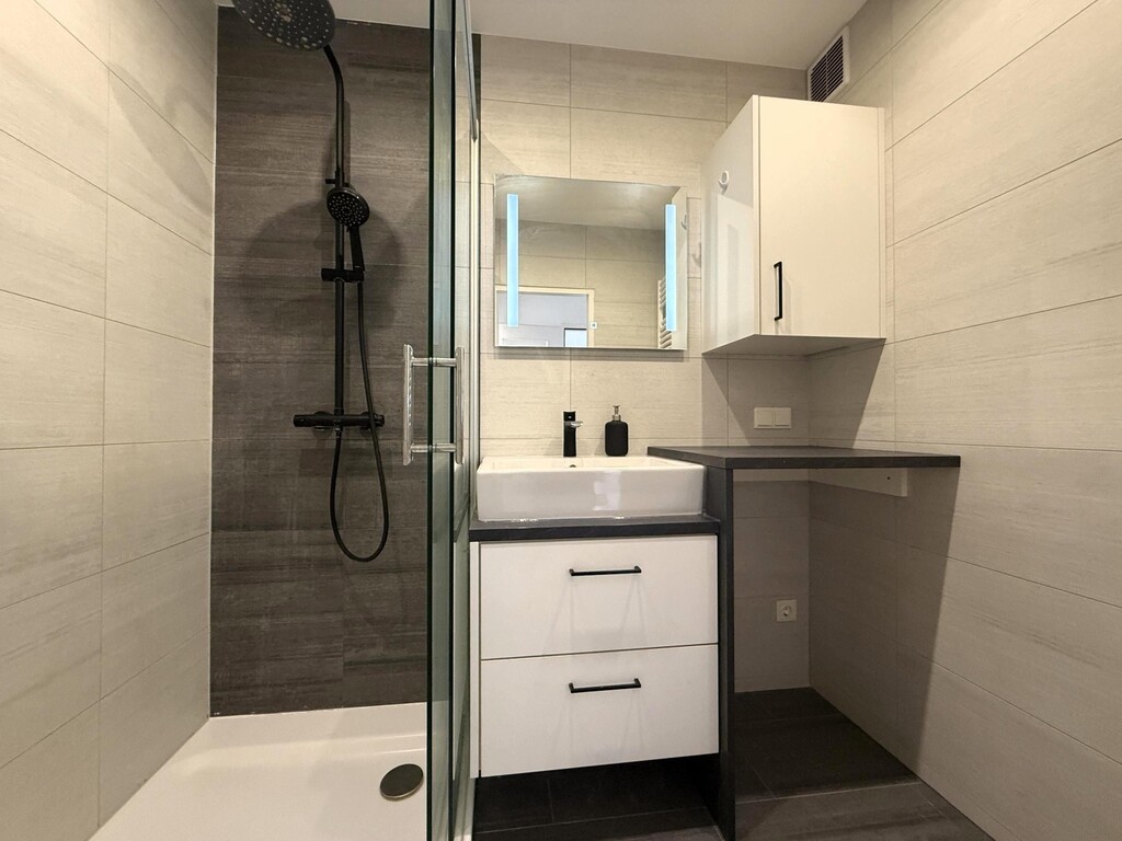 Bad mit Du, Wandspiegel, Handtuchtr. WM/WT-Anschl.