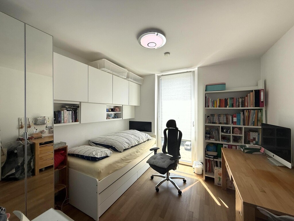 Schlafzimmer 1 von 3