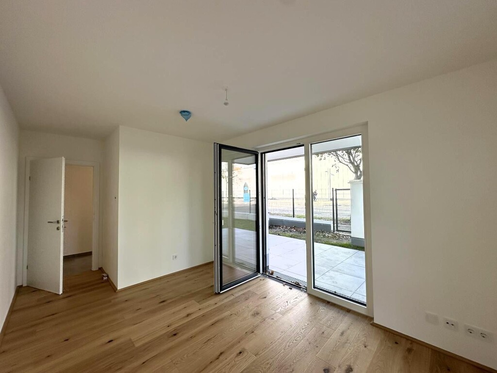 Schlafzimmer 1 von 2