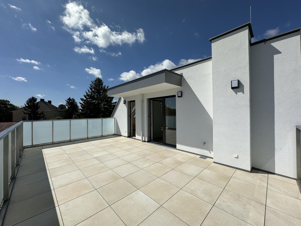 Terrasse 2 von 2