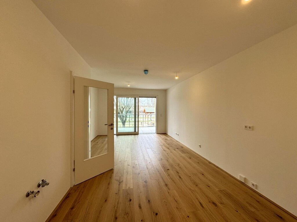 Wohnzimmer mit Speis/Abstell, Waschküche