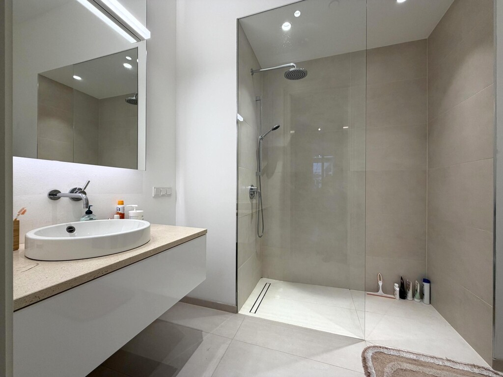 Bad en Suite mit Walk-in-Dusche