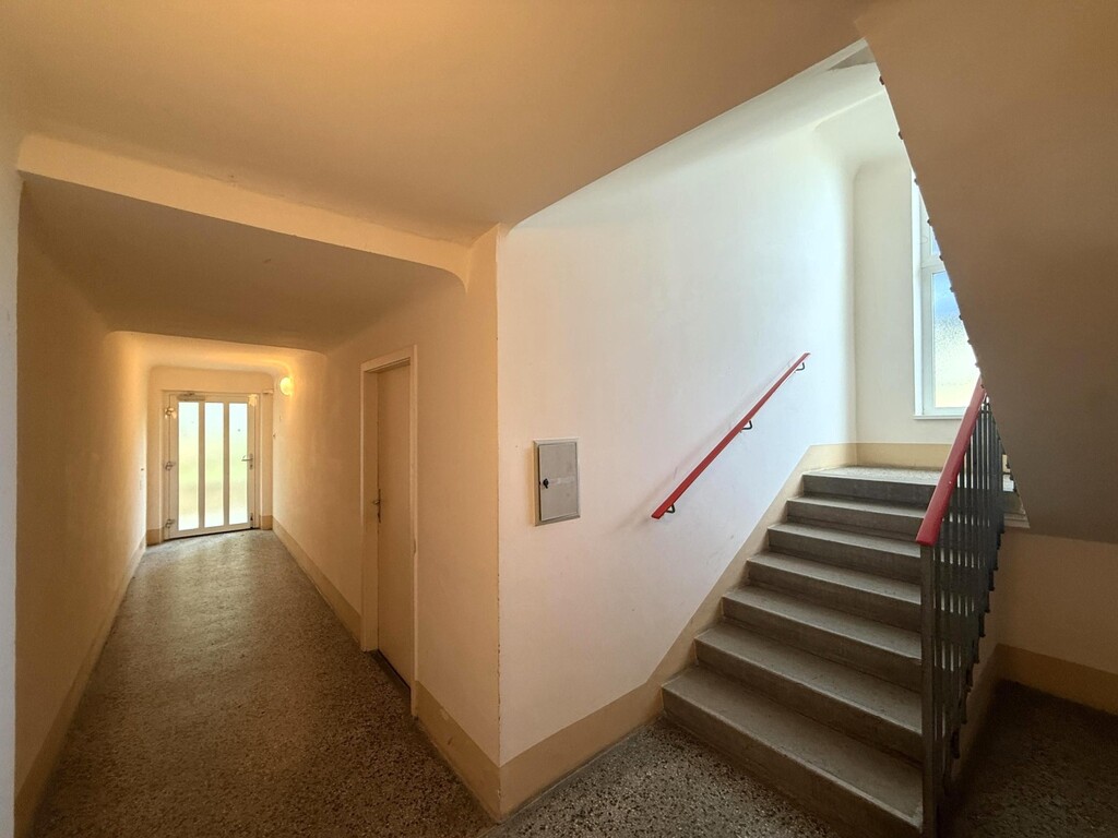Hauseingang/Stiegenhaus
