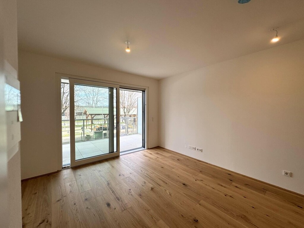 Wohnzimmer mit Speis/Abstell, Waschküche