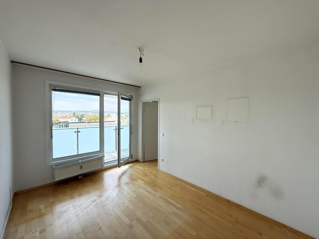 Schlafzimmer 2 von 2 mit angeschlossener Terrasse