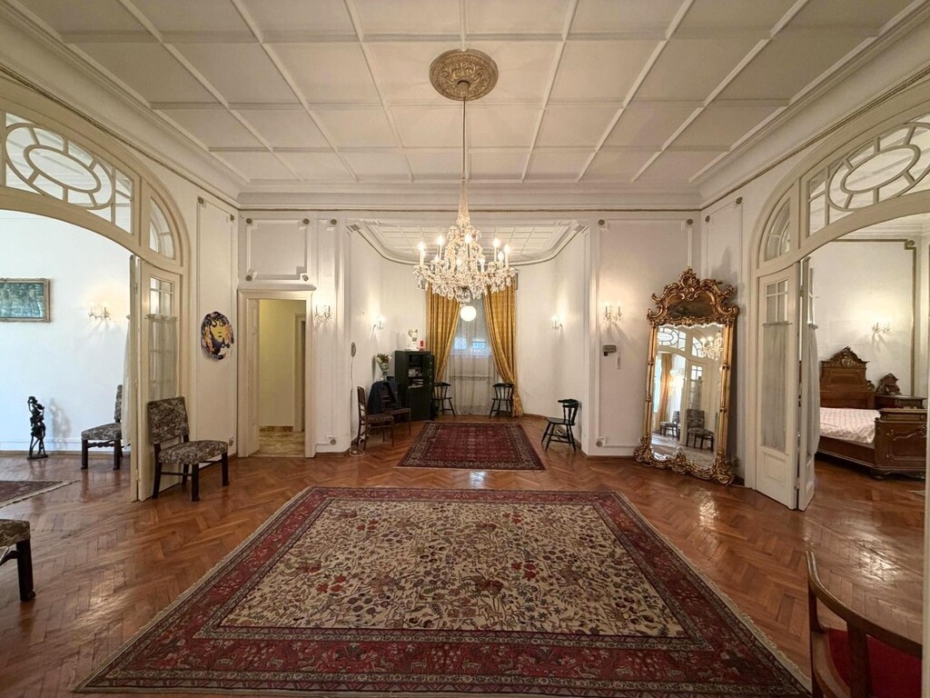 Parter/hol princip de primire/bow-window foyer