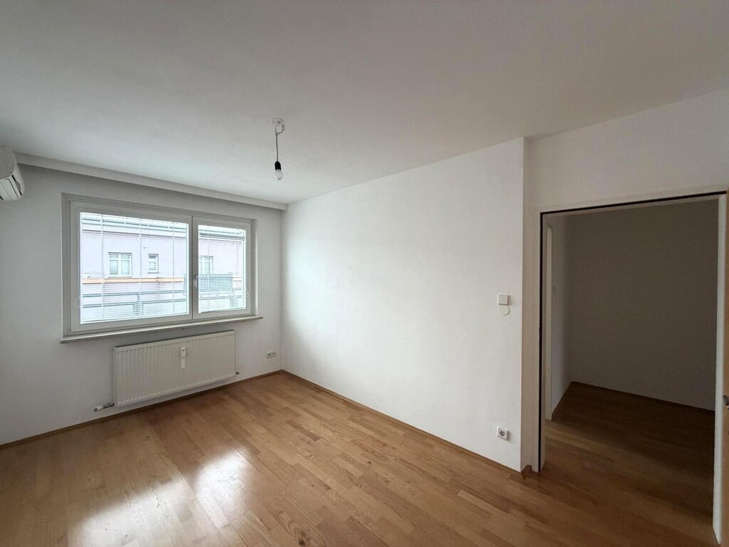 Schlafzimmer 1 von 4 - klimatisiert