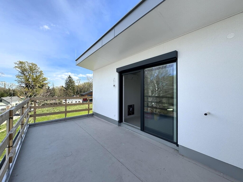 Ausblick von der DG-Terrasse auf das Mühlwasser