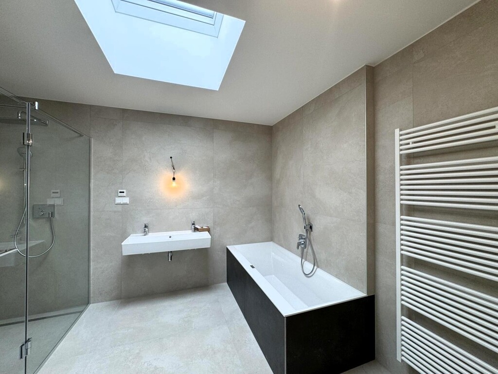 Badezimmer mit Lichtkuppel