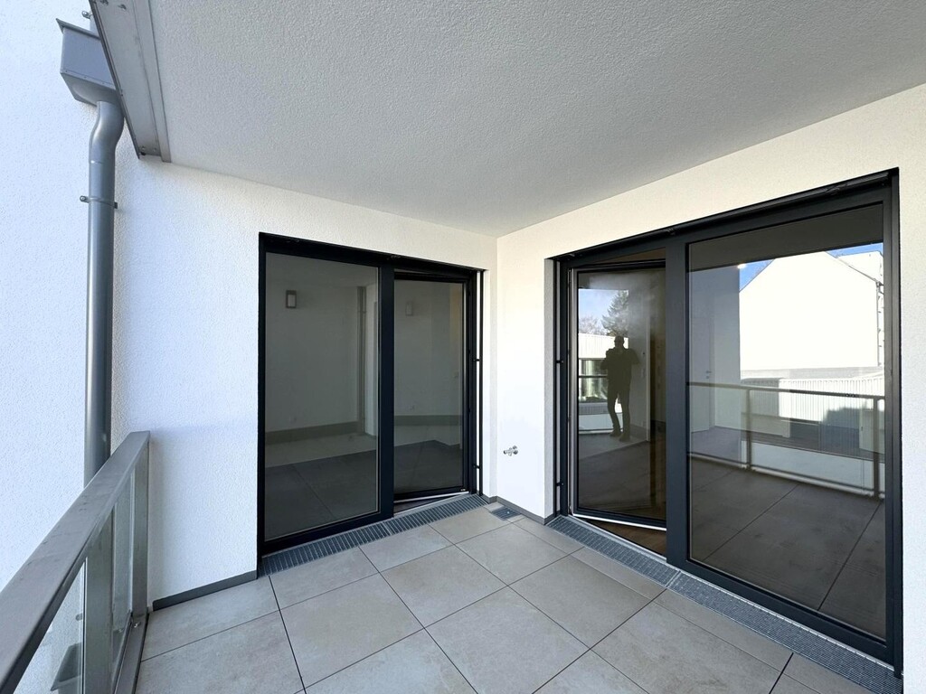 Terrasse 2 von 2