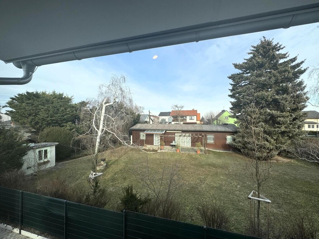 Ausblick vom OG/Schlafzimmer 3 von 3