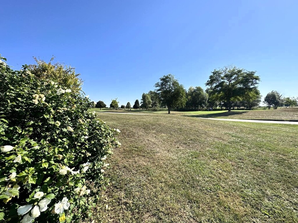 Golfplatz unmittelbar am Hausgarten