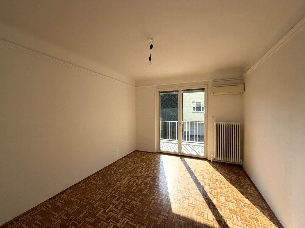 Schlafzimmer 1 von 2/klimatisiert