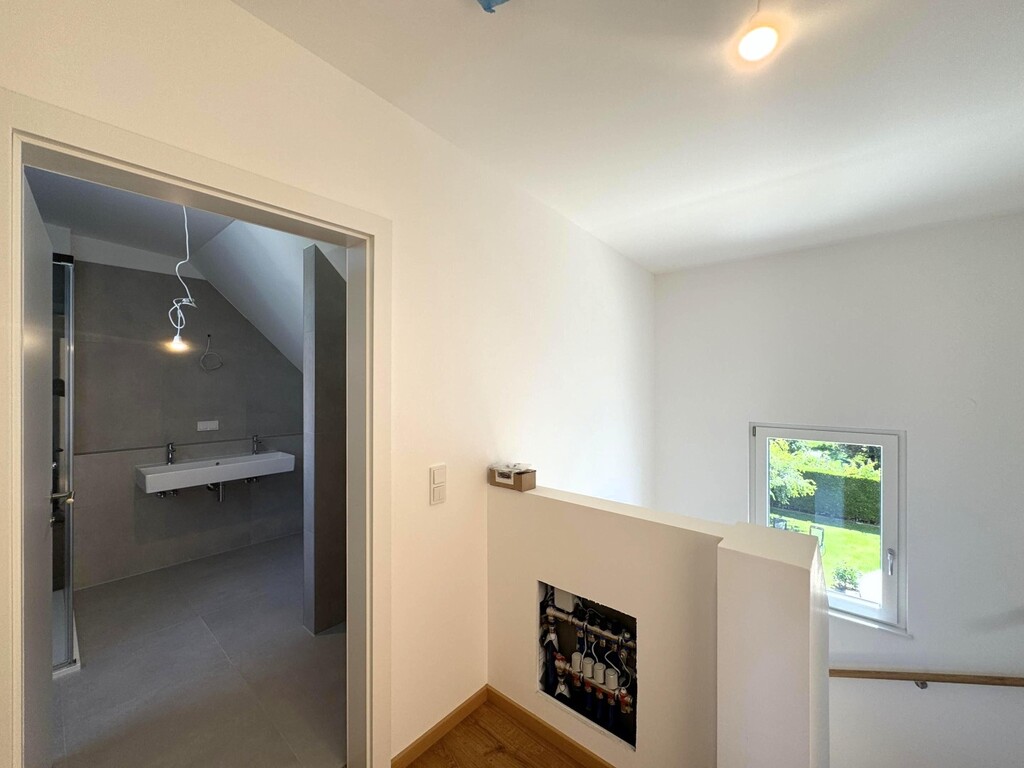 DG/Badezimmer 2 von 2