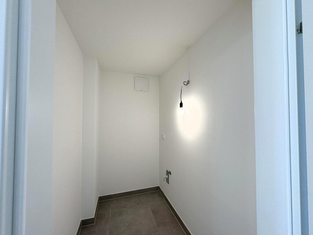 Abstell/Waschküche