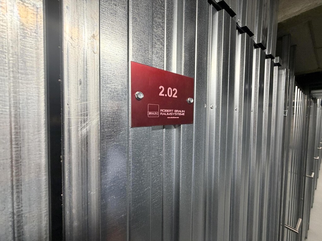 Tiefgeschoss Wohnhaus/Kellerabteile