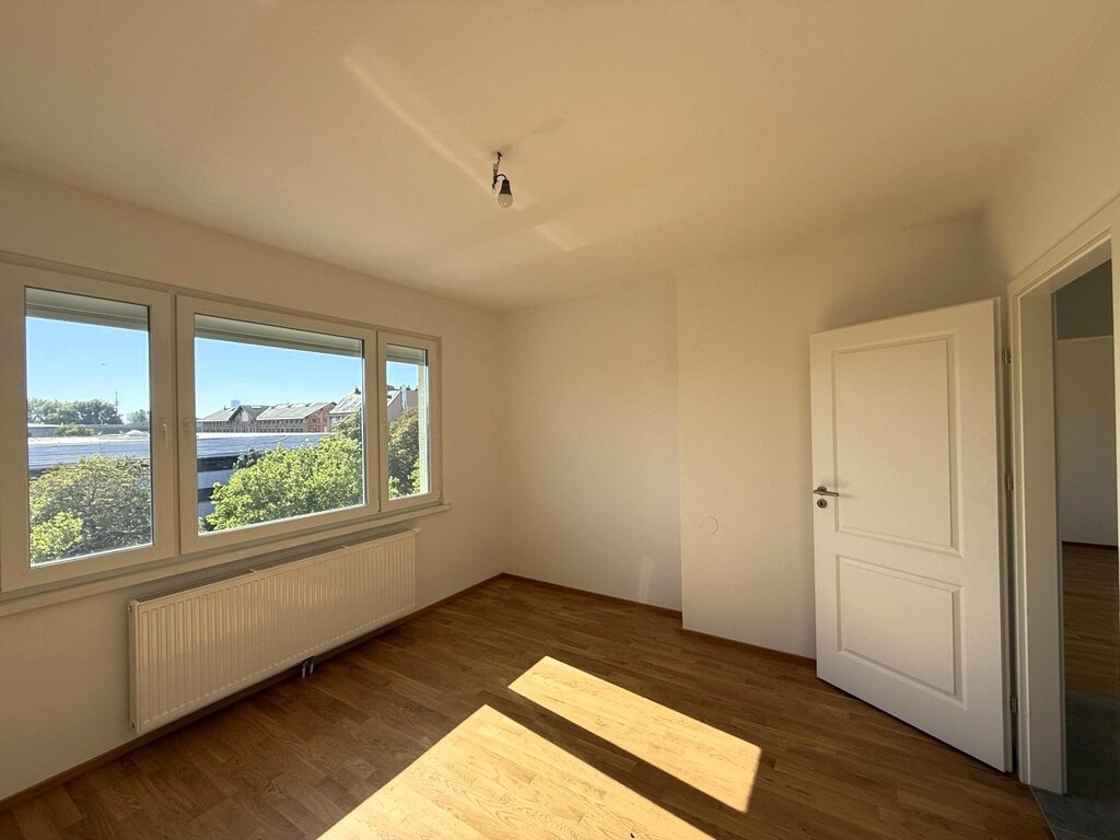 Schlafzimmer 2 von 2