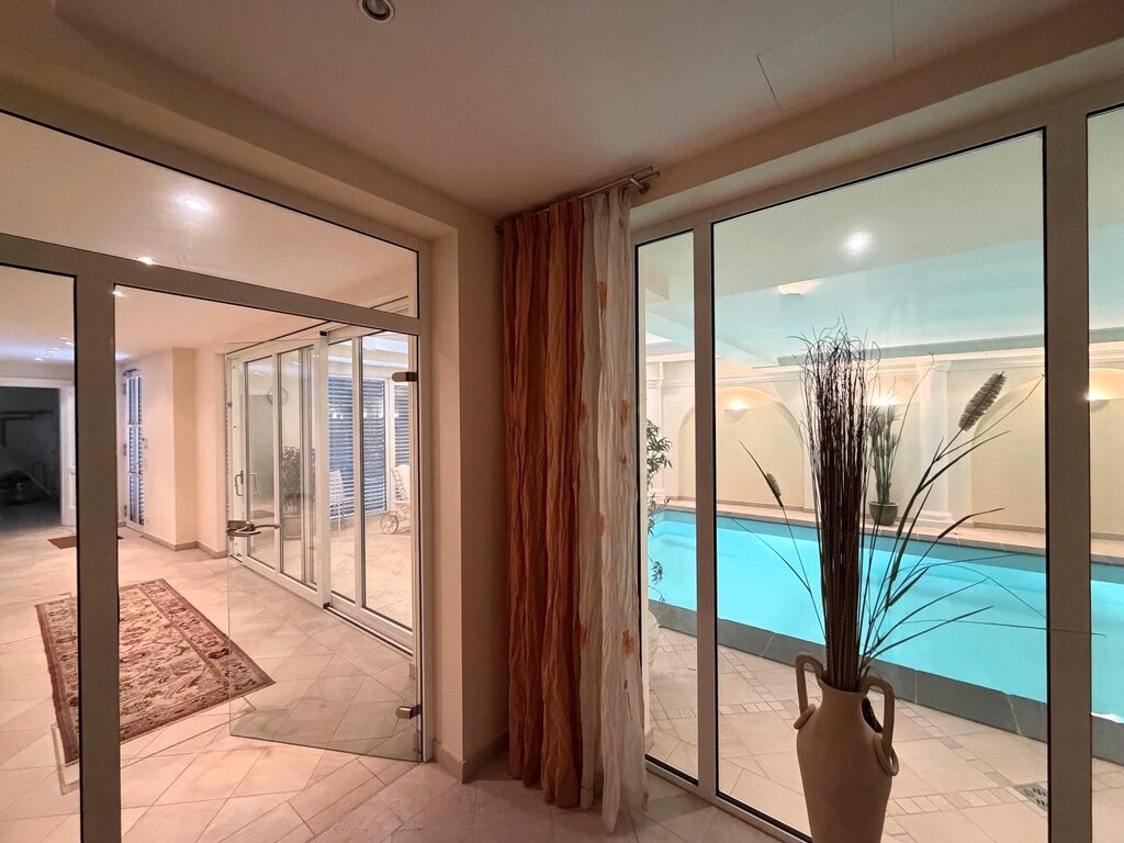 KG/Flur zum Indoorpool