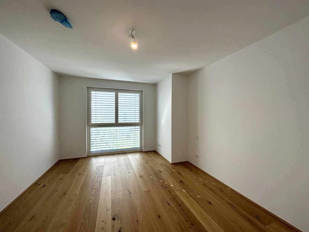 Schlafzimmer 2 von 2