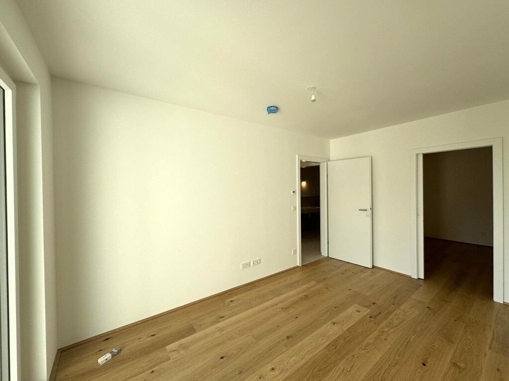 Schlafzimmer 2 von 2