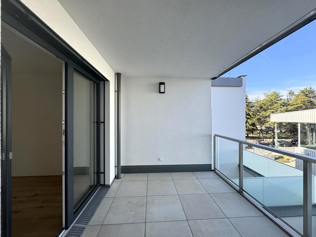 Terrasse 2 von 2