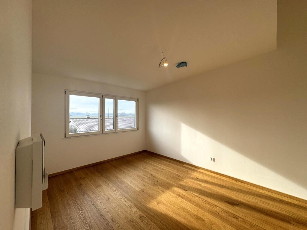 OG/Schlafzimmer 2 von 3