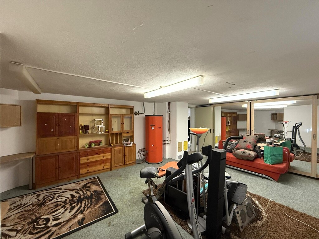 KG/Wohnkeller, Wohnzimmer