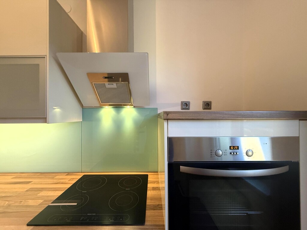 Küchendetail/Backofen, eHerd, Abdunst