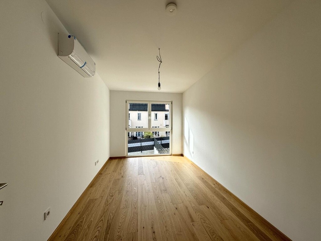 OG/Schlafzimmer 2 von 3, klimatisiert