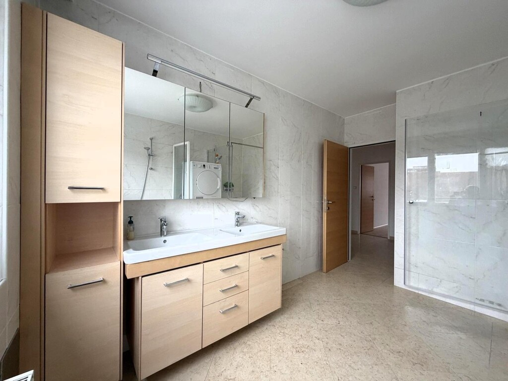 Badezimmer mit Wanne, Du, WM/WT