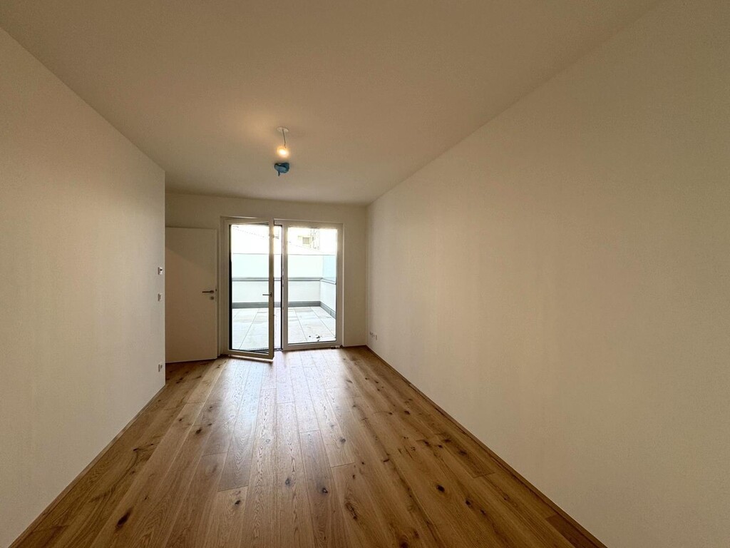 Schlafzimmer 1 von 2 mit Bad en Suite