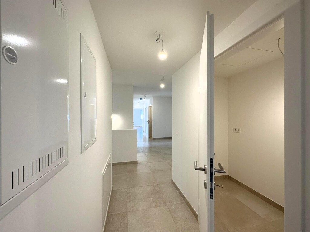 Flur/Abstellraum mit WM-Anschluss