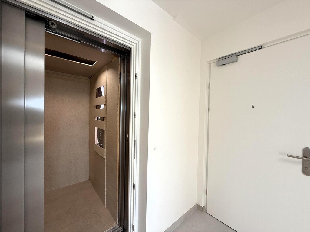 Aufzug öffnet direkt ins Penthouse