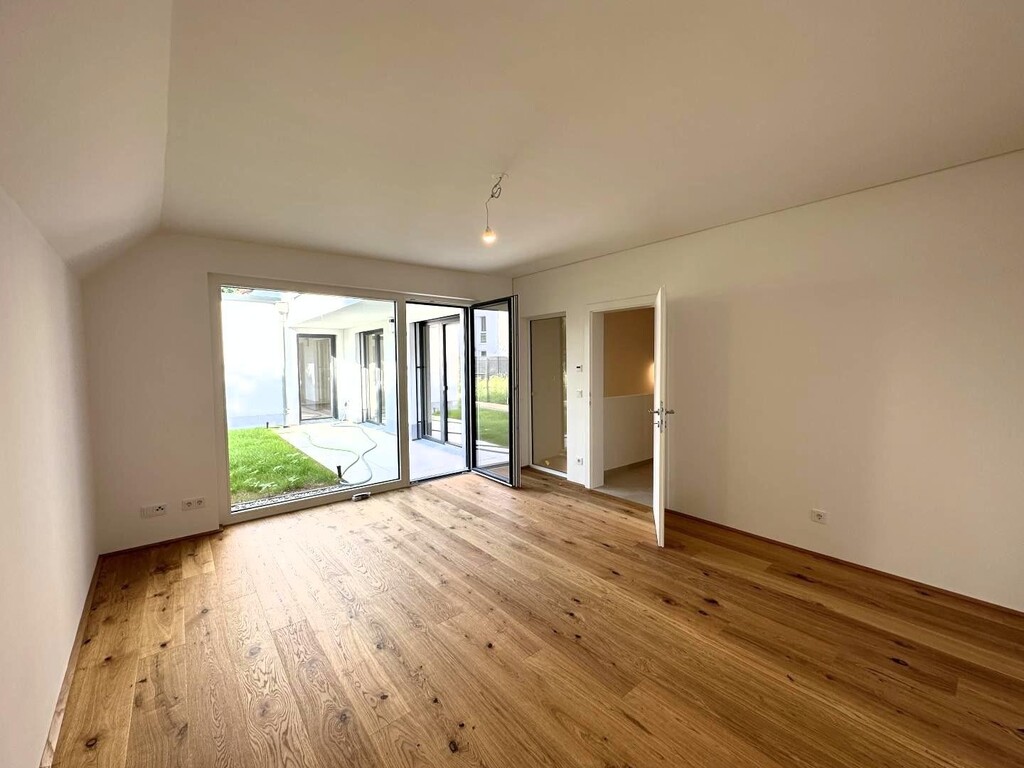 Schlafzimmer 2 von 5