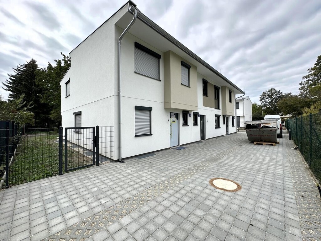 Frontansicht/Zufahrt