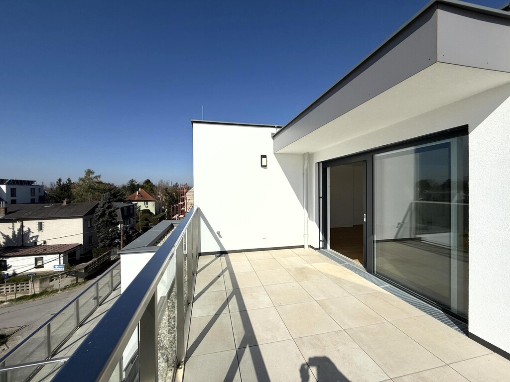 knapp 62 m² Terrassen