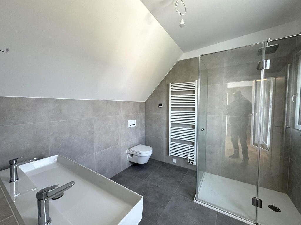 DG/Badezimmer 2 von 2