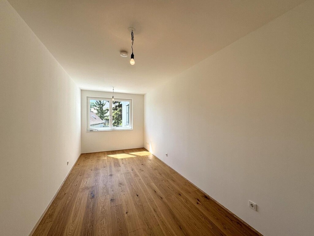 Schlafzimmer 2 von 3