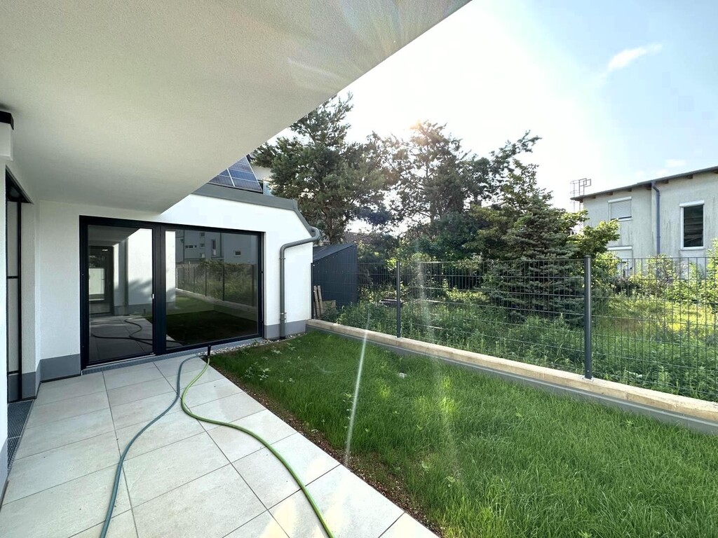 Terrasse/Eigengarten