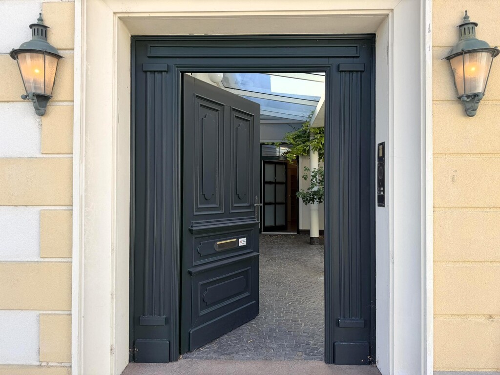 Liegenschafts-/Hauseingang
