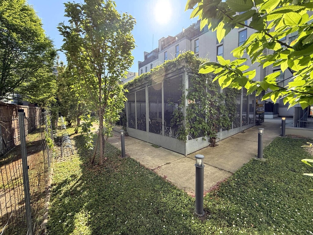 Innenhof/Fahrradabstellkäfig (1 von 2)