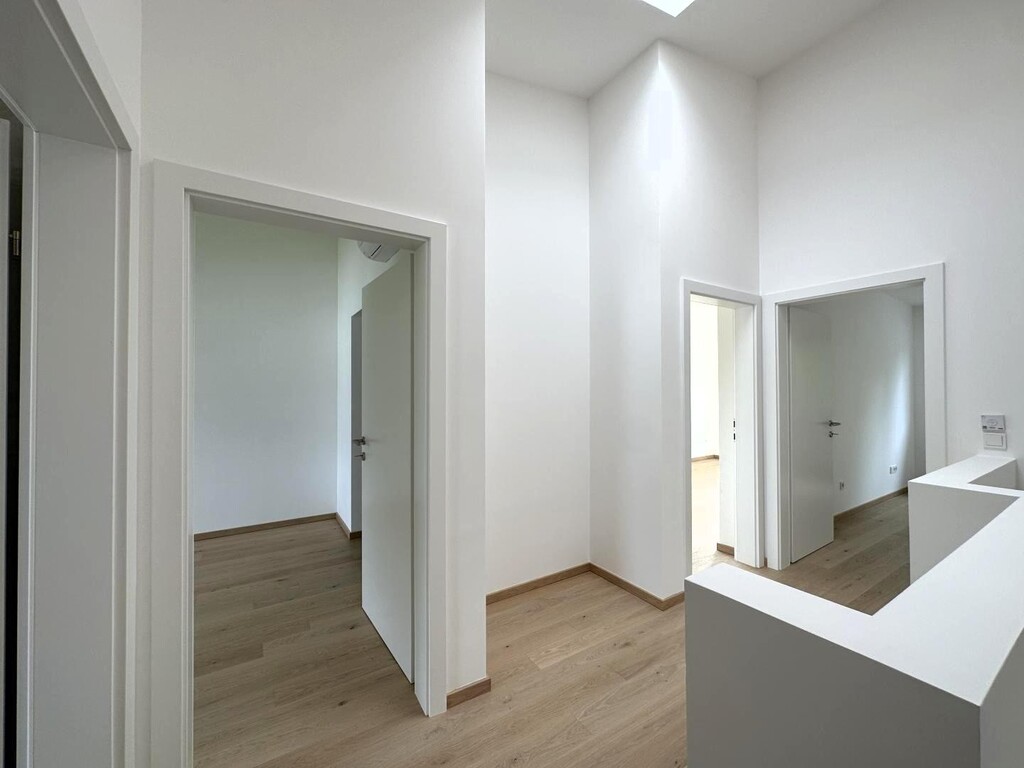 OG/Verteilerflur mit Lichtkuppel