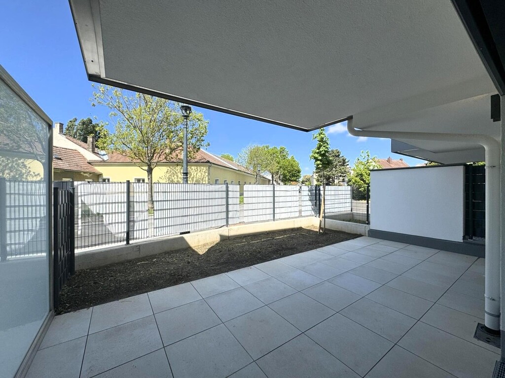 überdachte Terrasse im Eigengarten
