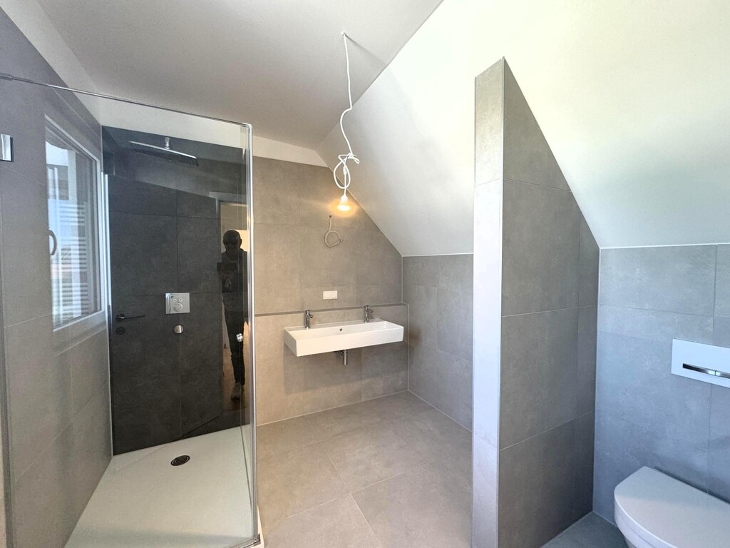 DG/Badezimmer 2 von 2