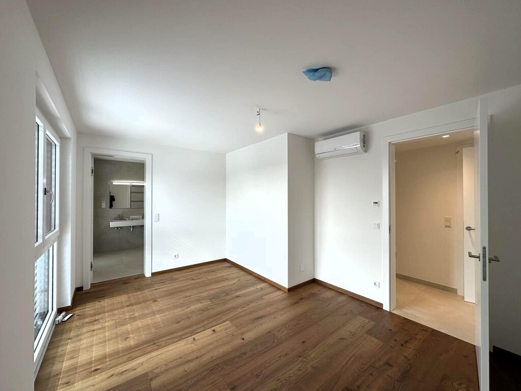 Schlafzimmer 1 von 3 mit en Suite Bad