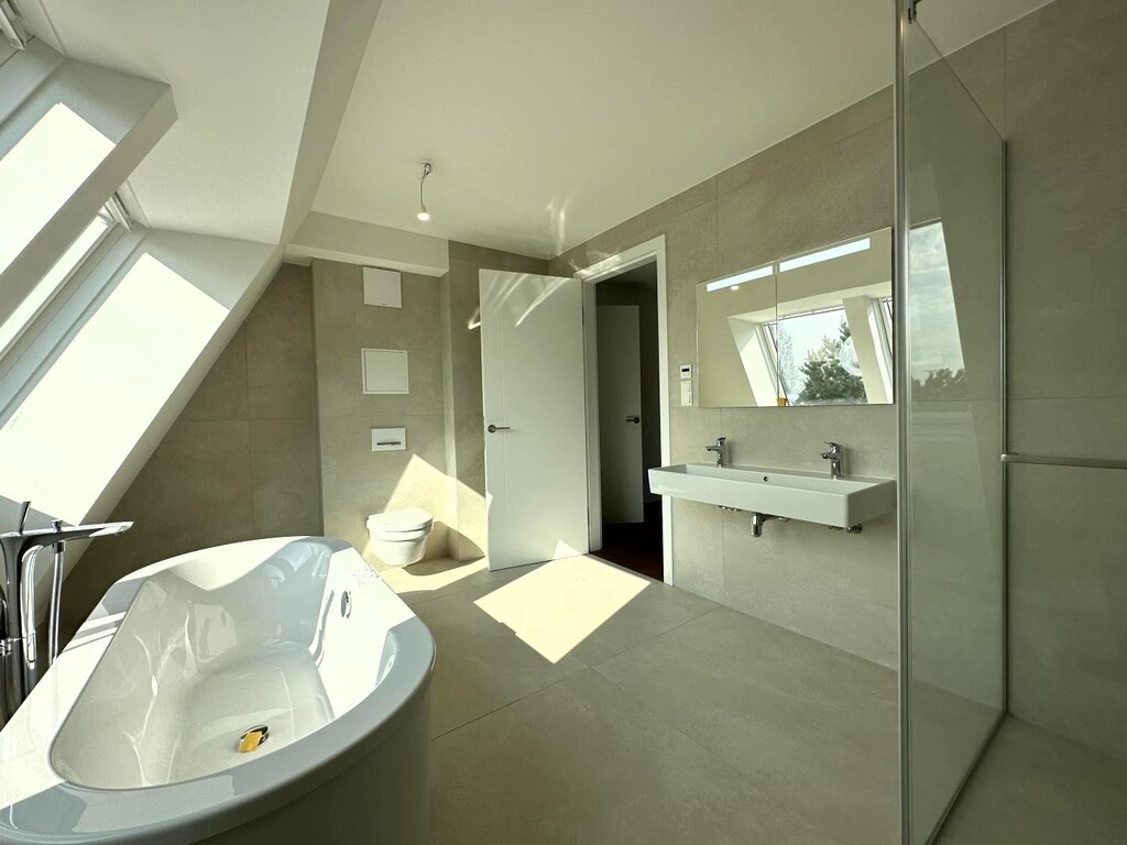 en Suite Masterbad 2 von 2