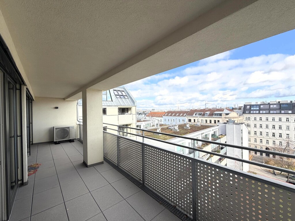 Terrasse 2 von 2