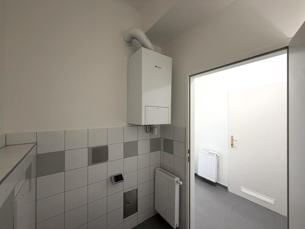 Eingang Büro/Praxis/Toilette