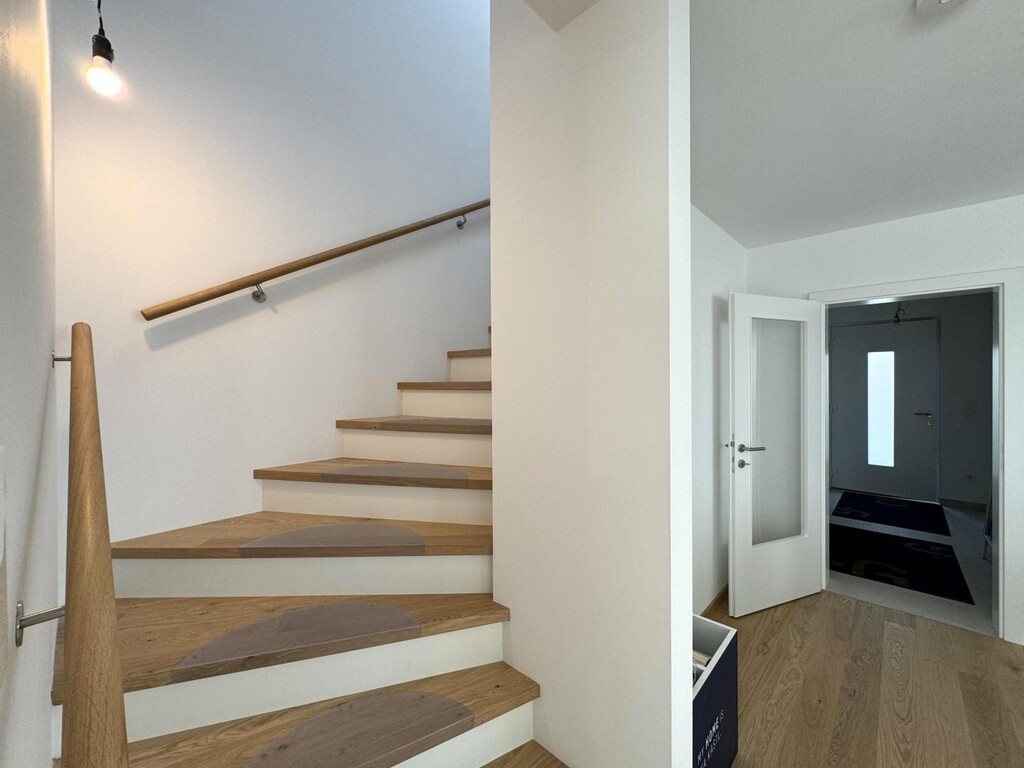 Stiegenaufgang ins OG