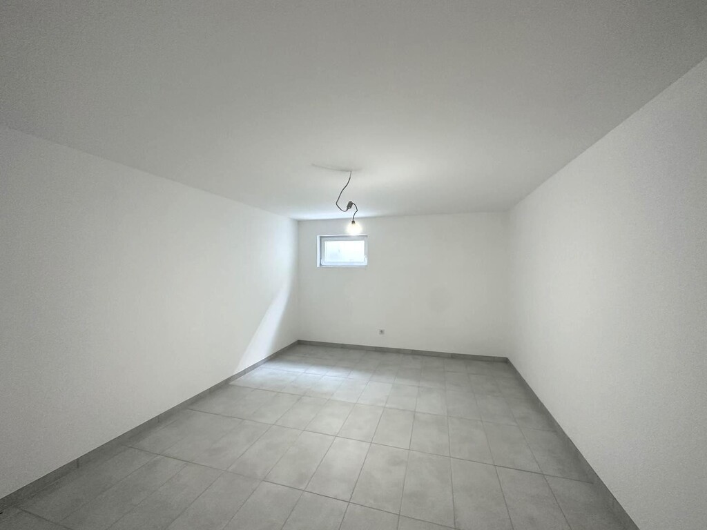 Wohnkeller mit FB-Hz